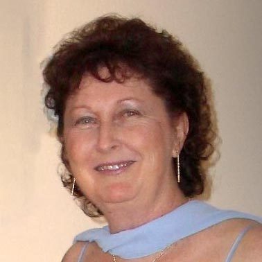 Mrs Raey Wilson